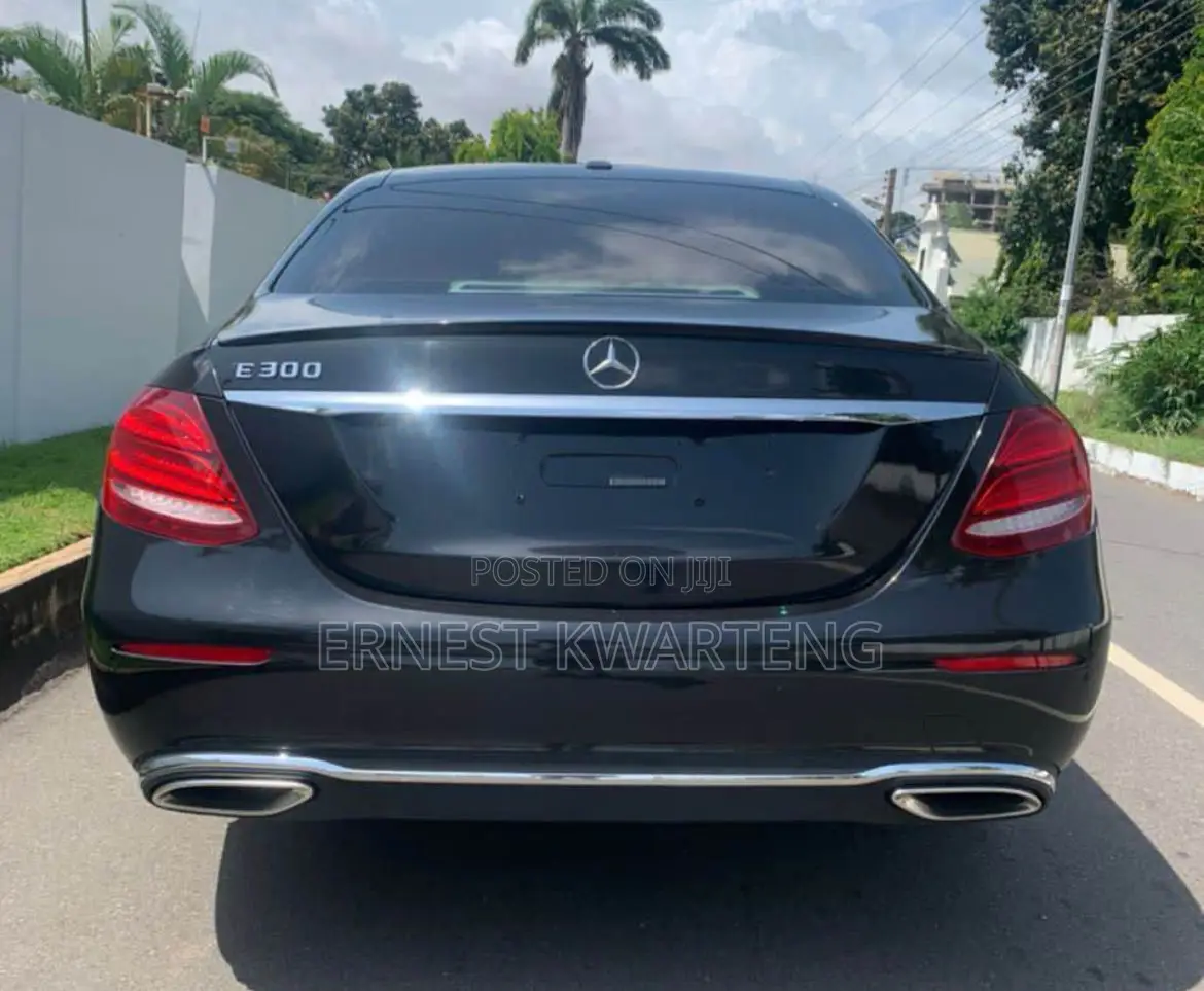 Mercedes-Benz E300 2019 Black