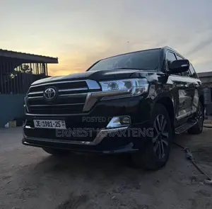 Toyota Land Cruiser 2015 Black