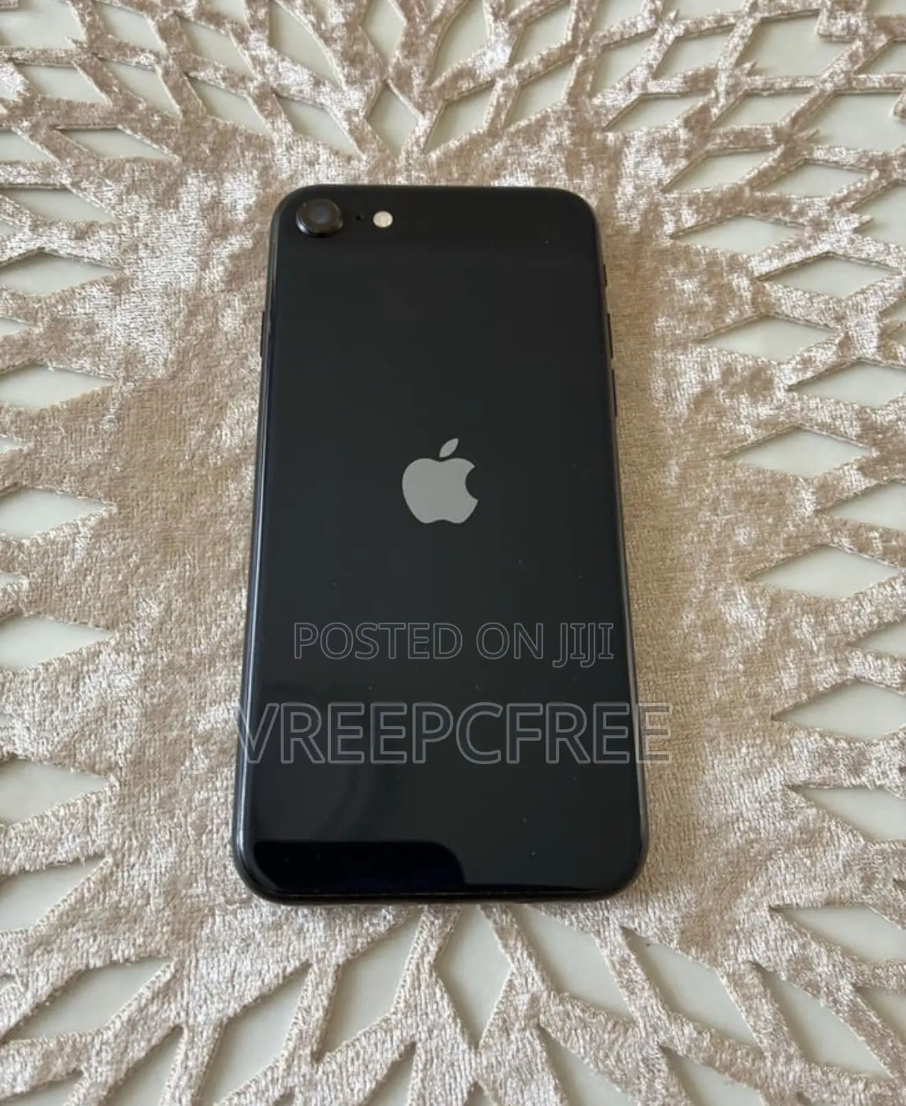 Apple iPhone SE (2020) 64 GB Black