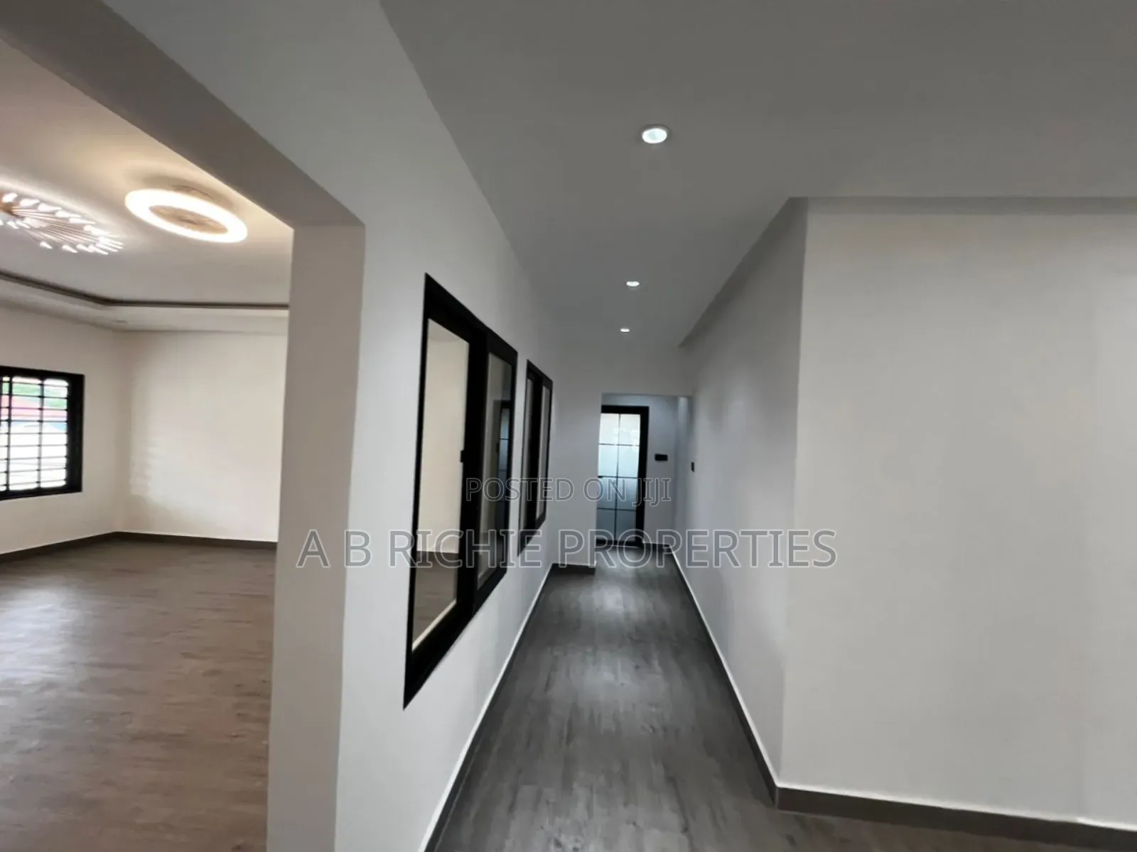 5bdrm Bungalow in Ab Richie Properties, Tseaddo for rent