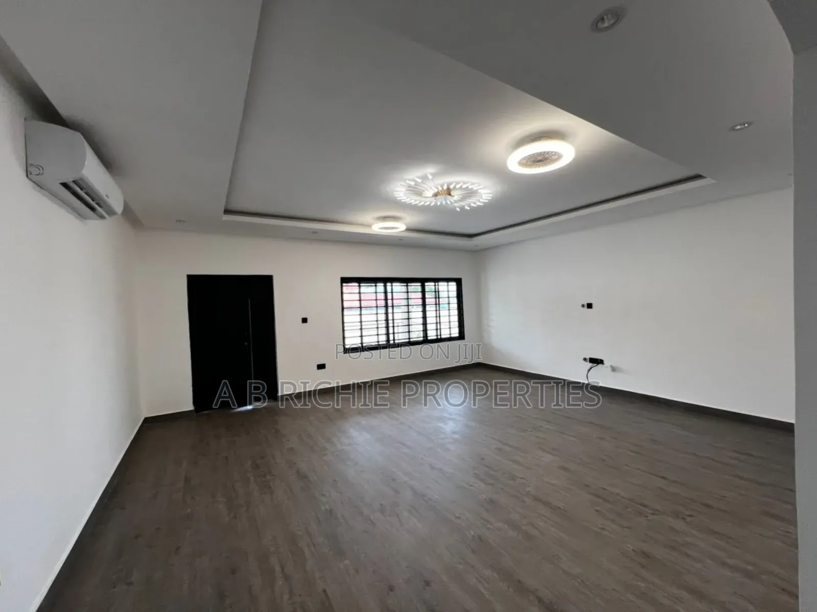 5bdrm Bungalow in Ab Richie Properties, Tseaddo for rent