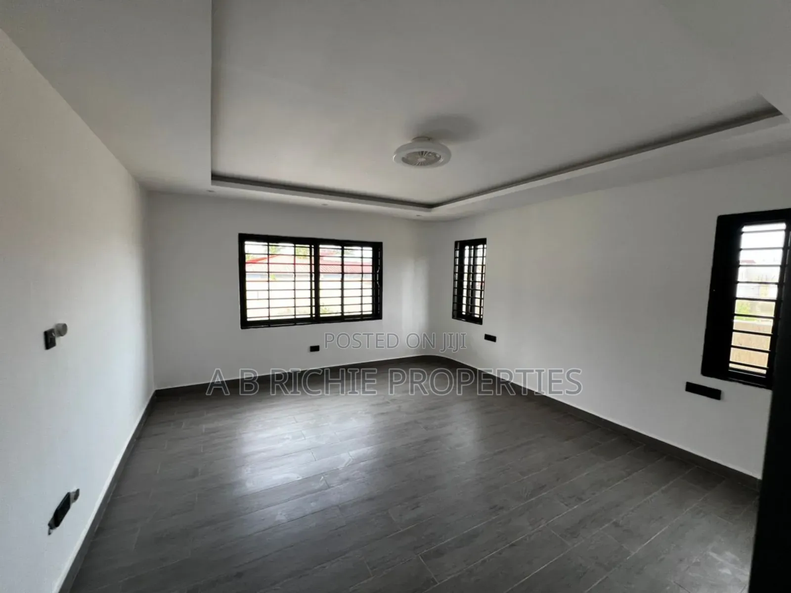 5bdrm Bungalow in Ab Richie Properties, Tseaddo for rent
