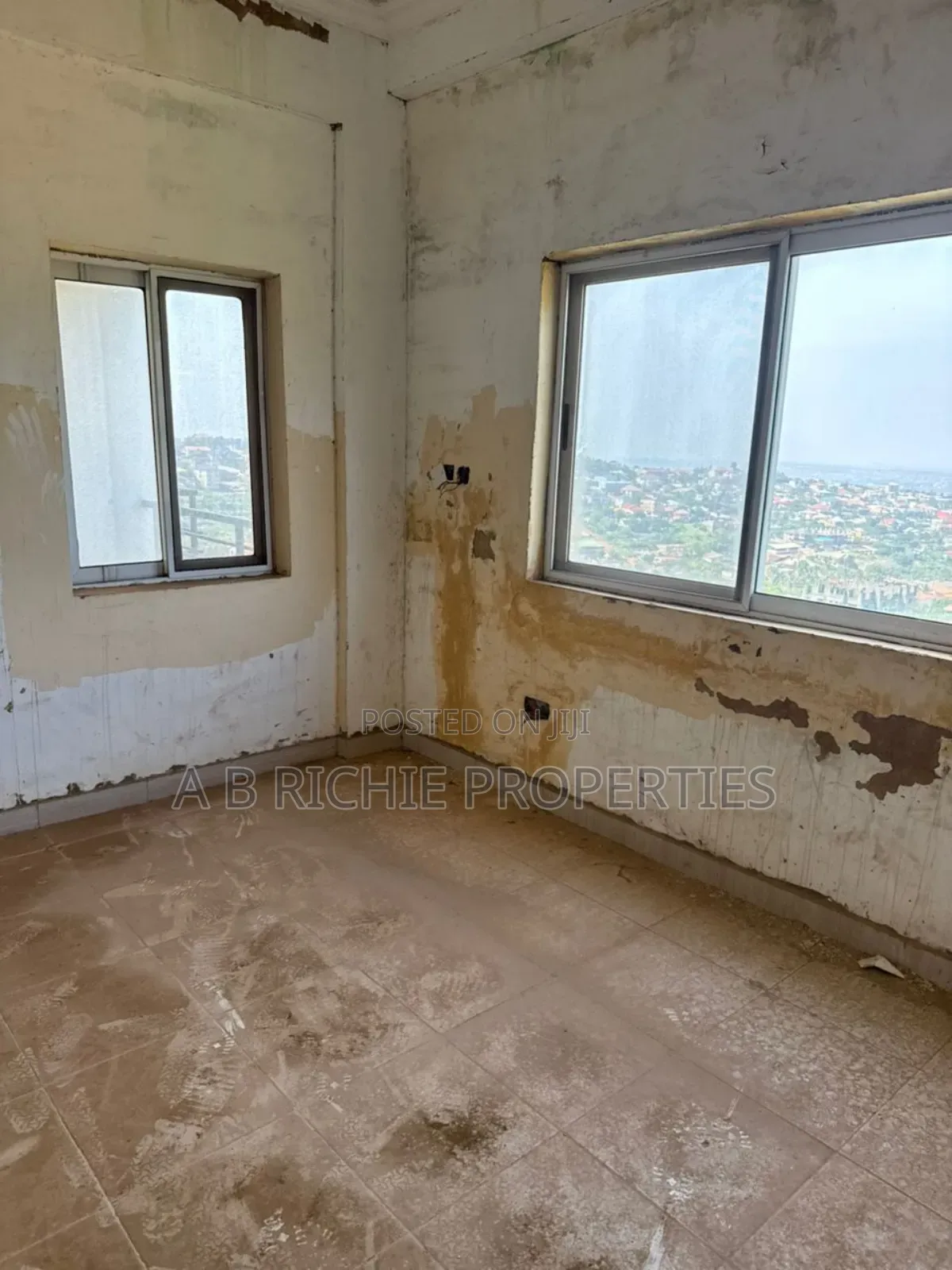 3bdrm Apartment in Ab Richie Properties, Kwabenya for sale