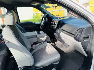 Ford F-150 XLT 4x4 SuperCrew Cab Styleside 6.5 ft. box 157 in. WB 2019