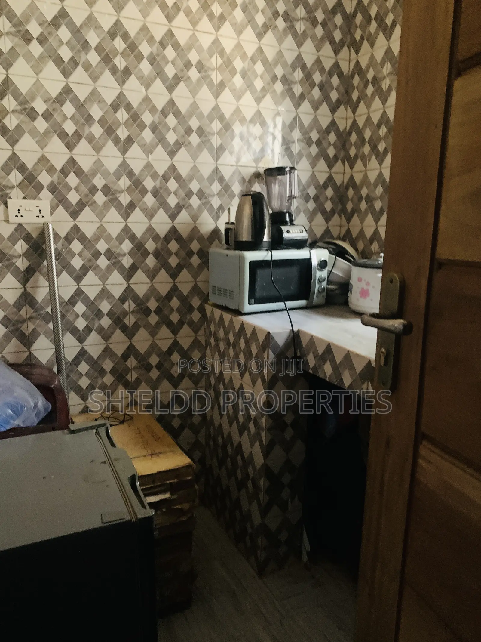 1bdrm Apartment in Chamber And Hall, Pentecost for rent