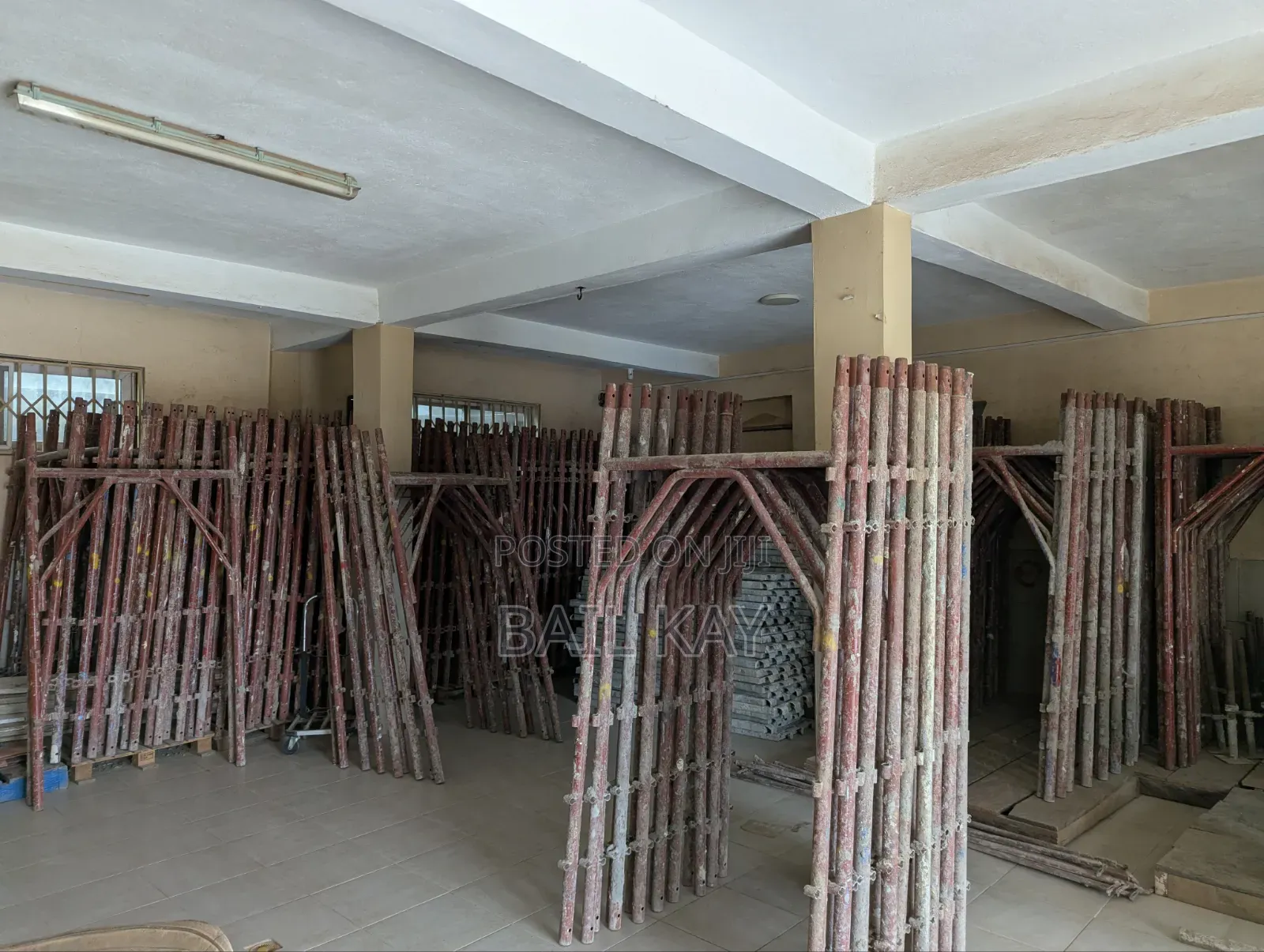 A Galvanized Foreign Scaffolds for Rent