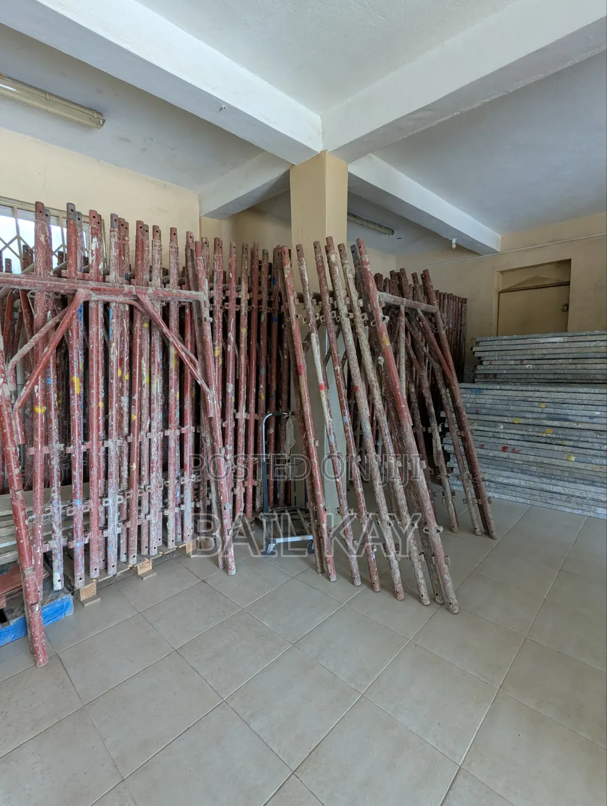 A Galvanized Foreign Scaffolds for Rent