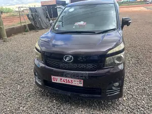 Toyota Voxy 2012 Blue