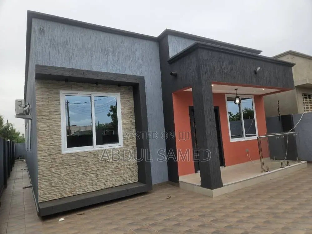 3bdrm Mansion in Amrahia for sale