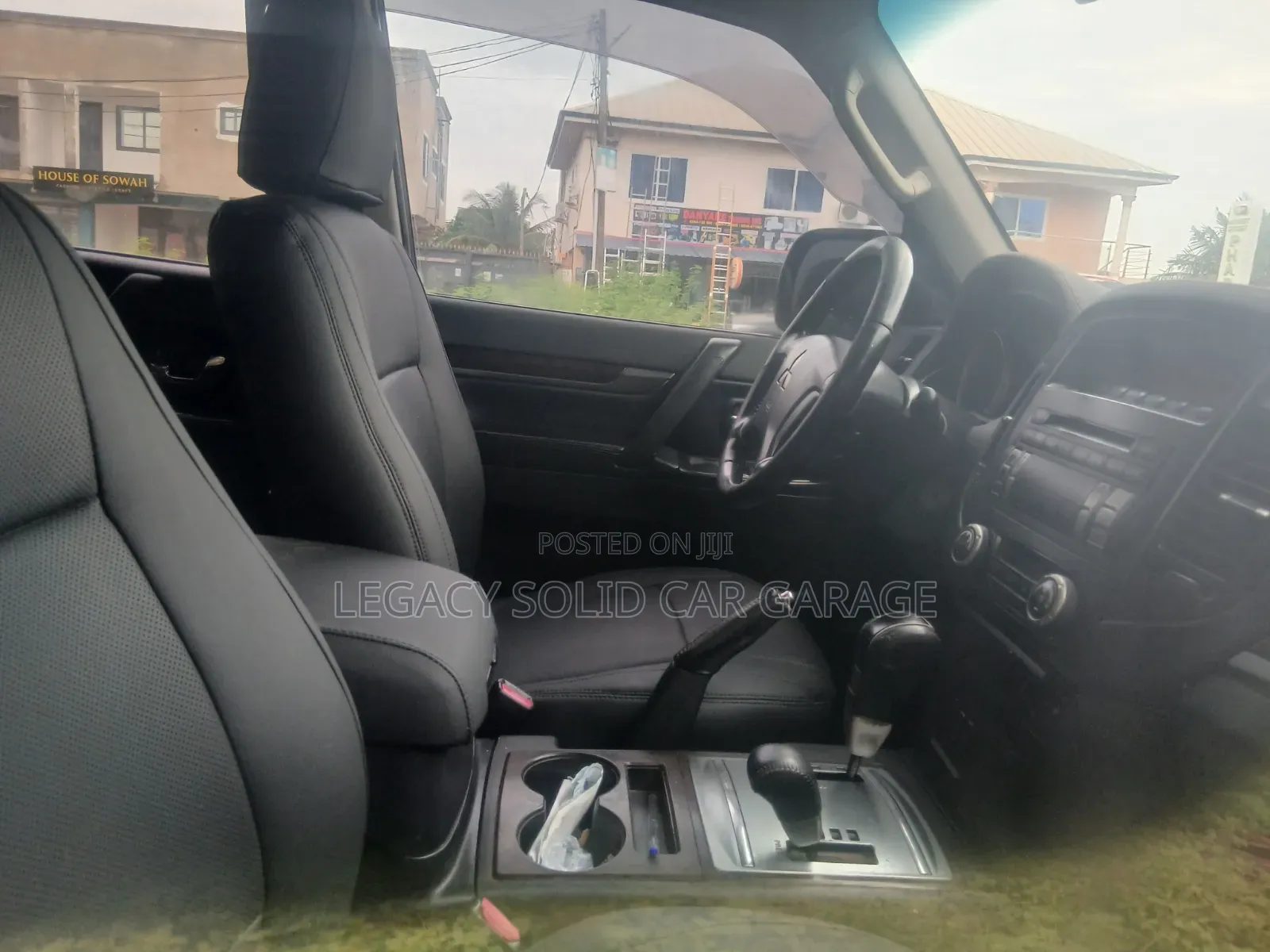 Mitsubishi Pajero 2012