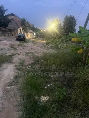 8bdrm House in Top Boat Group Of, Kumasi Metropolitan for sale
