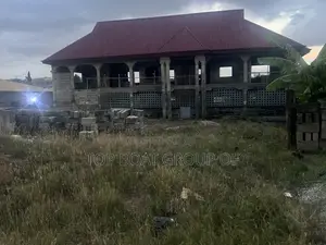 8bdrm House in Top Boat Group Of, Kumasi Metropolitan for sale