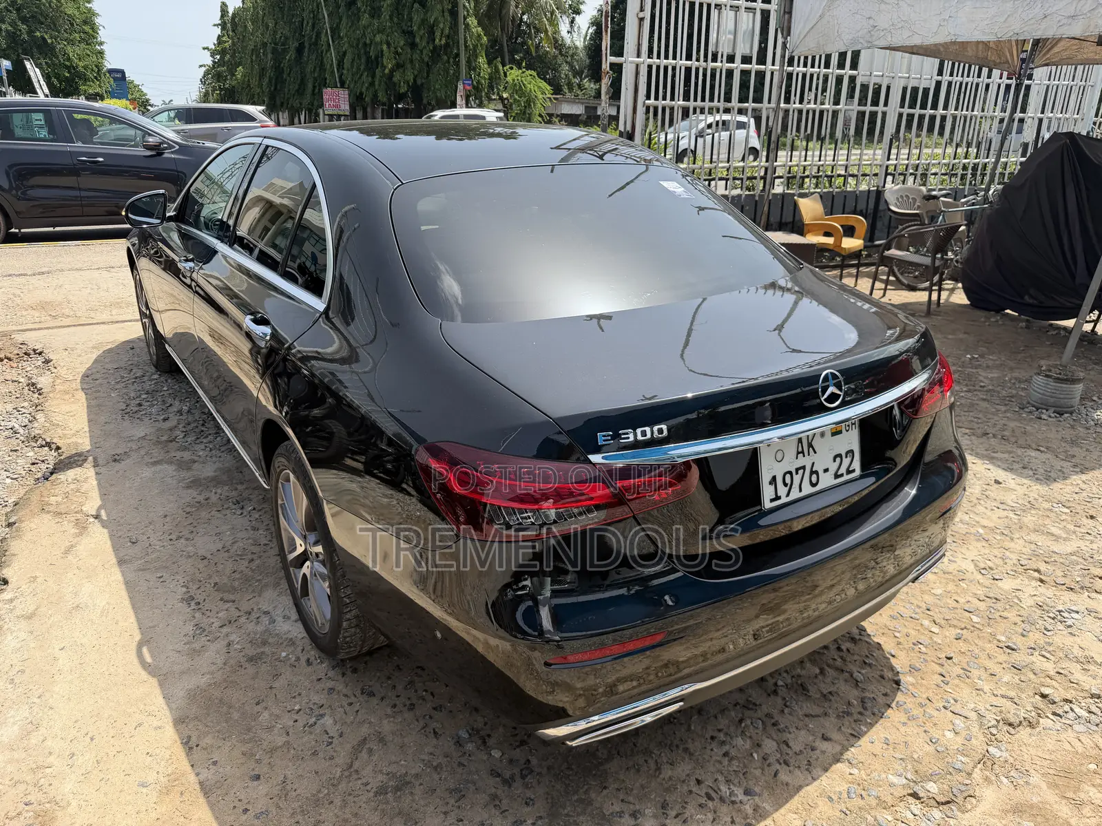 Mercedes-Benz E300 2022 Black