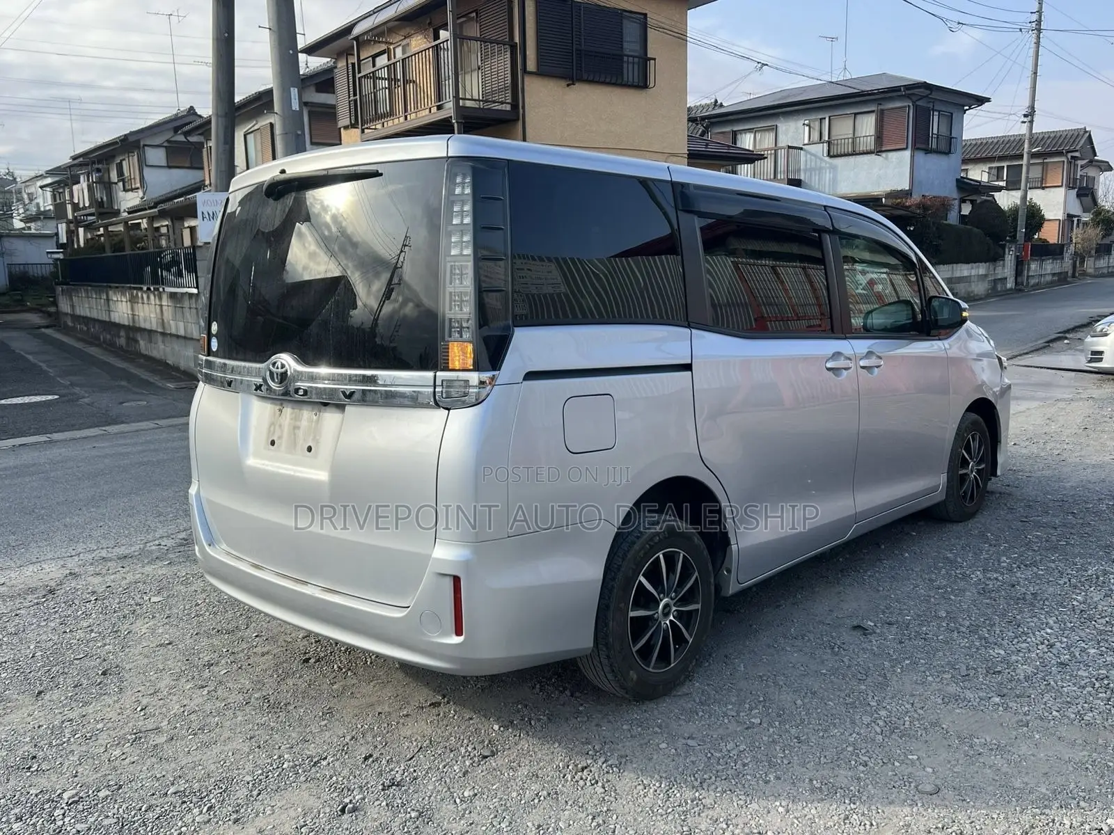 Toyota Voxy 2016 Silver