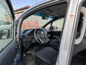 Toyota Voxy 2016 Silver