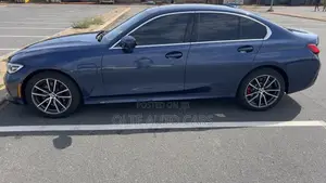 BMW 3 Series 330e Hybrid RWD 2021 Blue