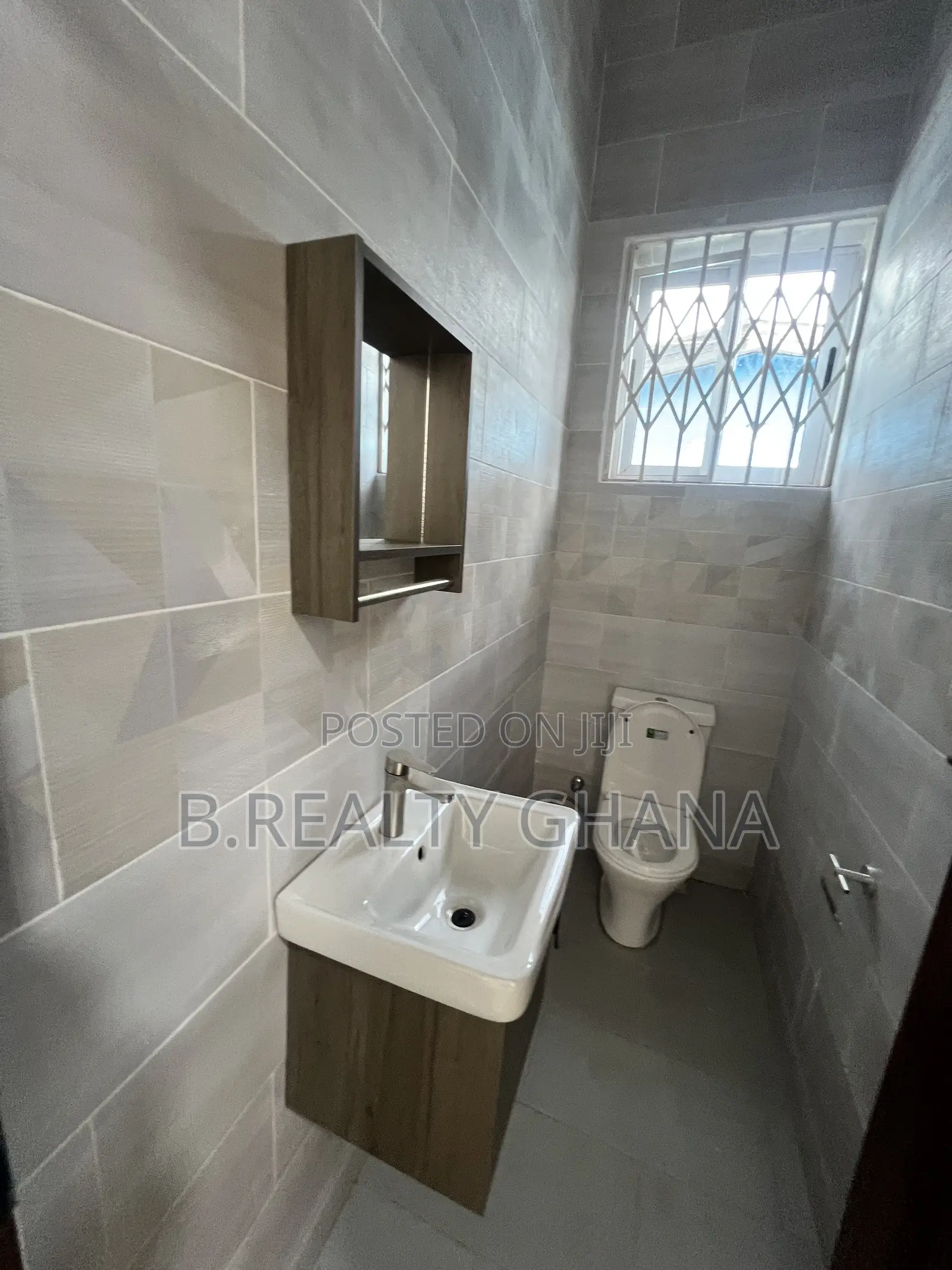 3bdrm Apartment in Spintex for rent