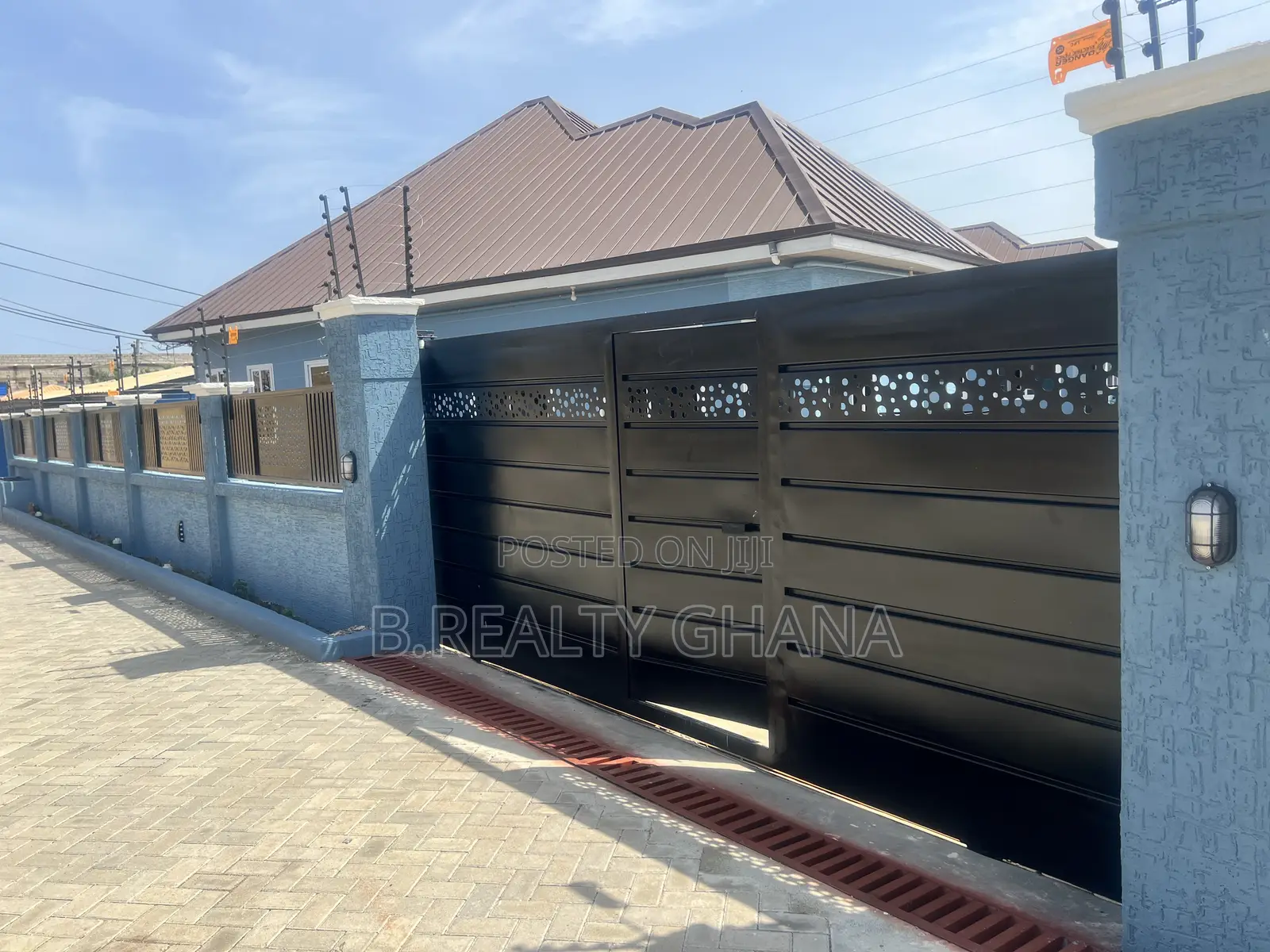 3bdrm Apartment in Spintex for rent