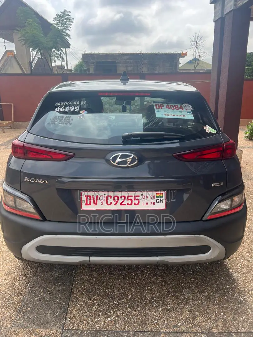 Hyundai Kona SEL 2023 Gray