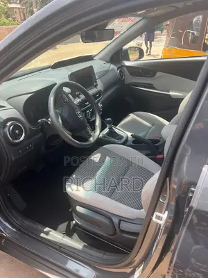 Hyundai Kona SEL 2023 Gray