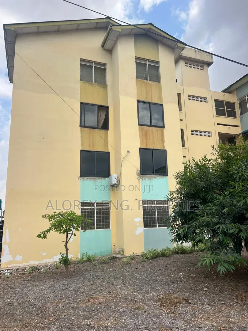 3bdrm Apartment in Adenta, SSNIT Flats for sale