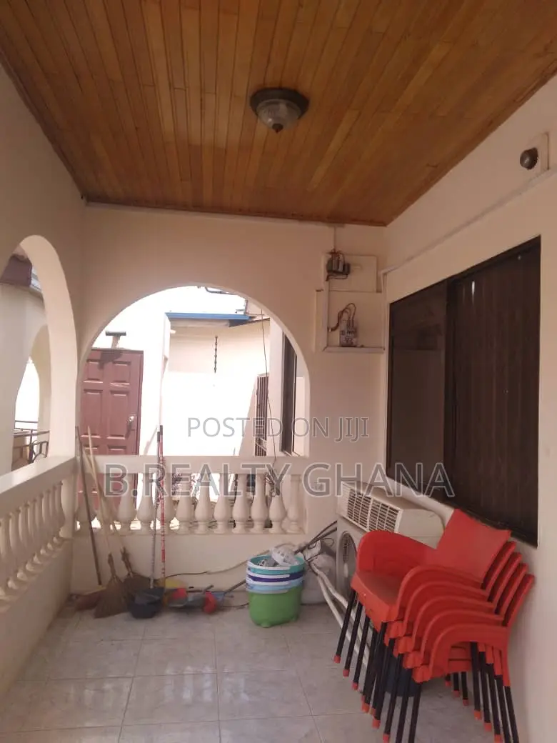 5bdrm House in Grada Estate, Spintex for rent