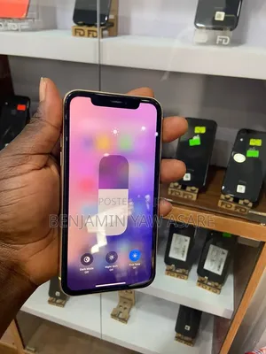 Apple iPhone XR 256 GB White