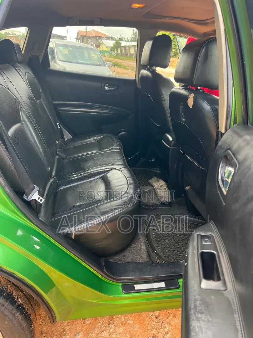 Nissan Rogue SL 2010 Green