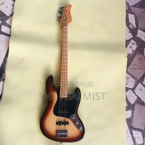 Neo Classicism Dame 4strings Bass Professional Guitar 8