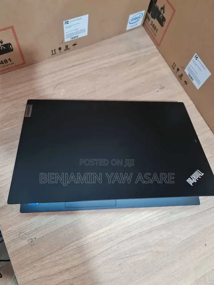 New Laptop Lenovo ThinkPad E15 8GB Intel Core i5 SSD 256GB