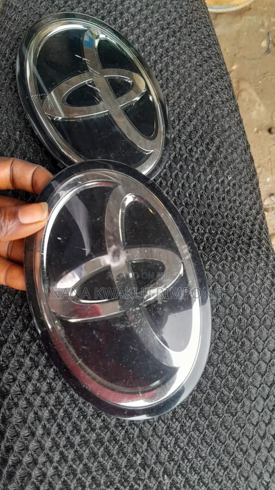 Original Home Used Highlander Front Glass Crown With Sensor Available