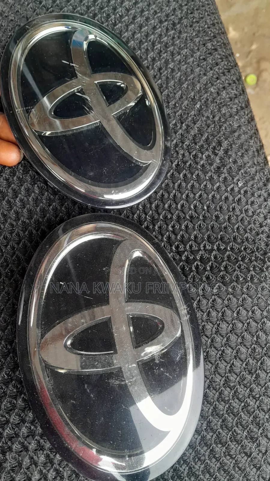 Original Home Used Highlander Front Glass Crown With Sensor Available