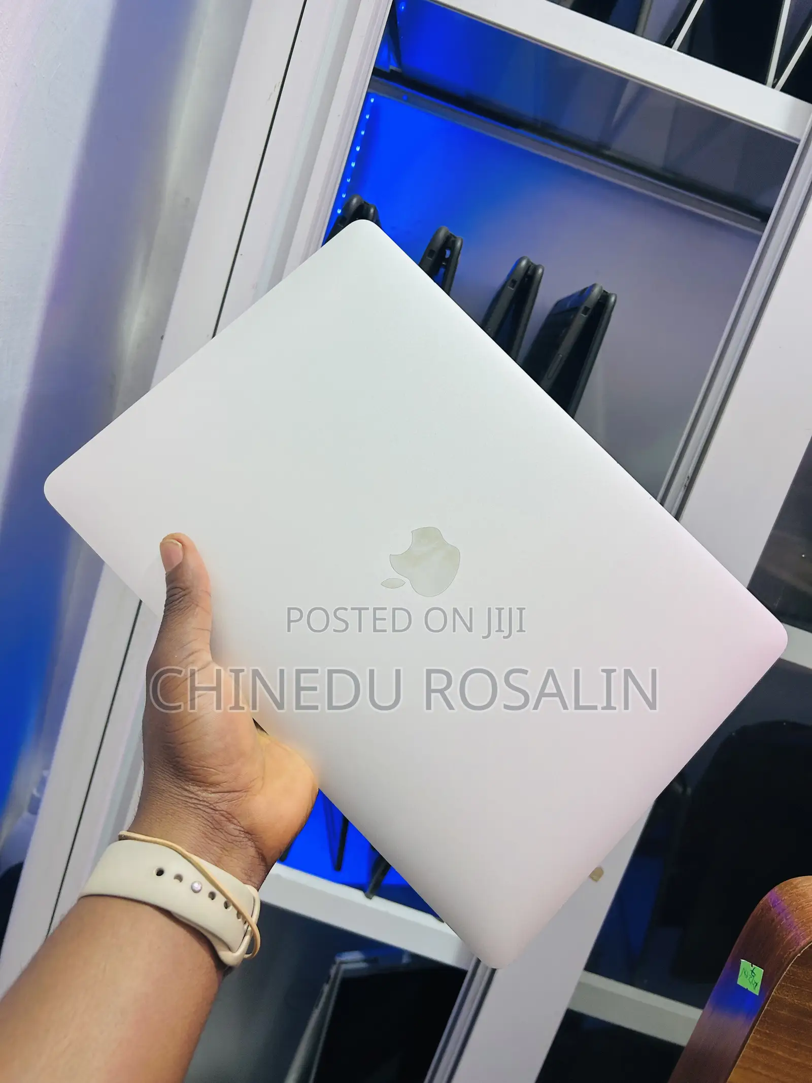 Laptop Apple MacBook Pro 2017 8GB Intel Core i5 SSD 256GB
