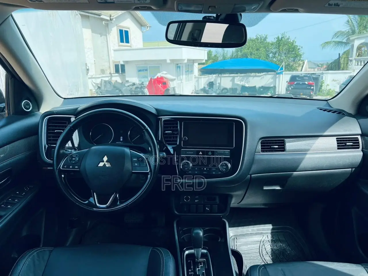 Mitsubishi Outlander SEL AWC 2019 Silver