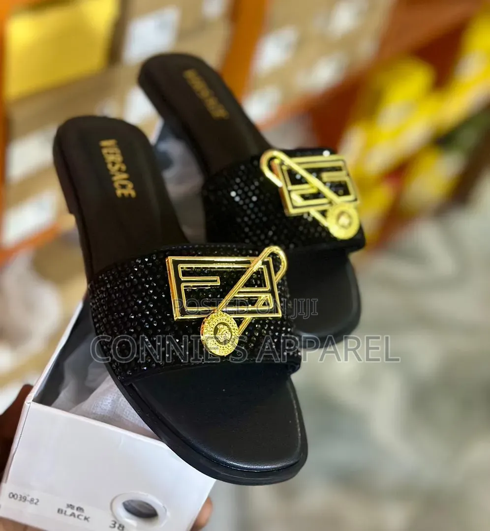 Dolce and Gabbana Quality Leather Slippers for Women