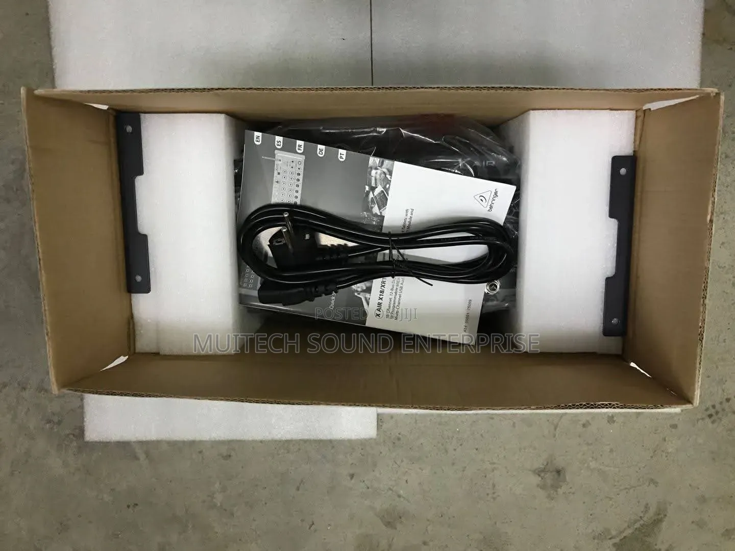 Digital Mixer (Beringer Xr18)