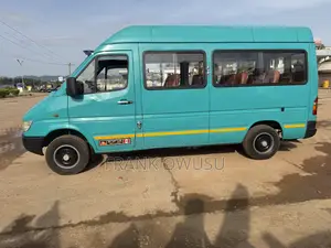 Mercedes-Benz Sprinter 1998 Green