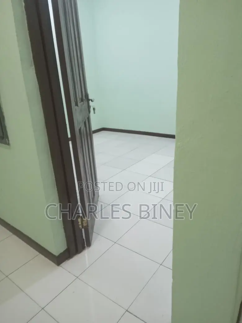 2bdrm Apartment in Old Barrier for rent