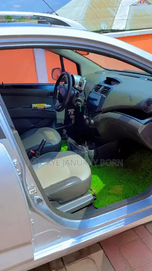 Chevrolet Spark 2014 White
