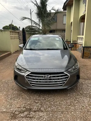 Hyundai Elantra 2018 Gray