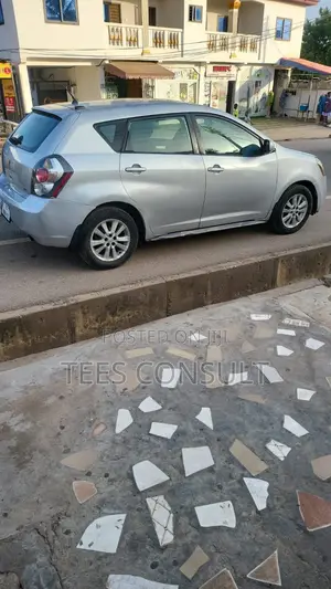 Pontiac Vibe 2010 Gray