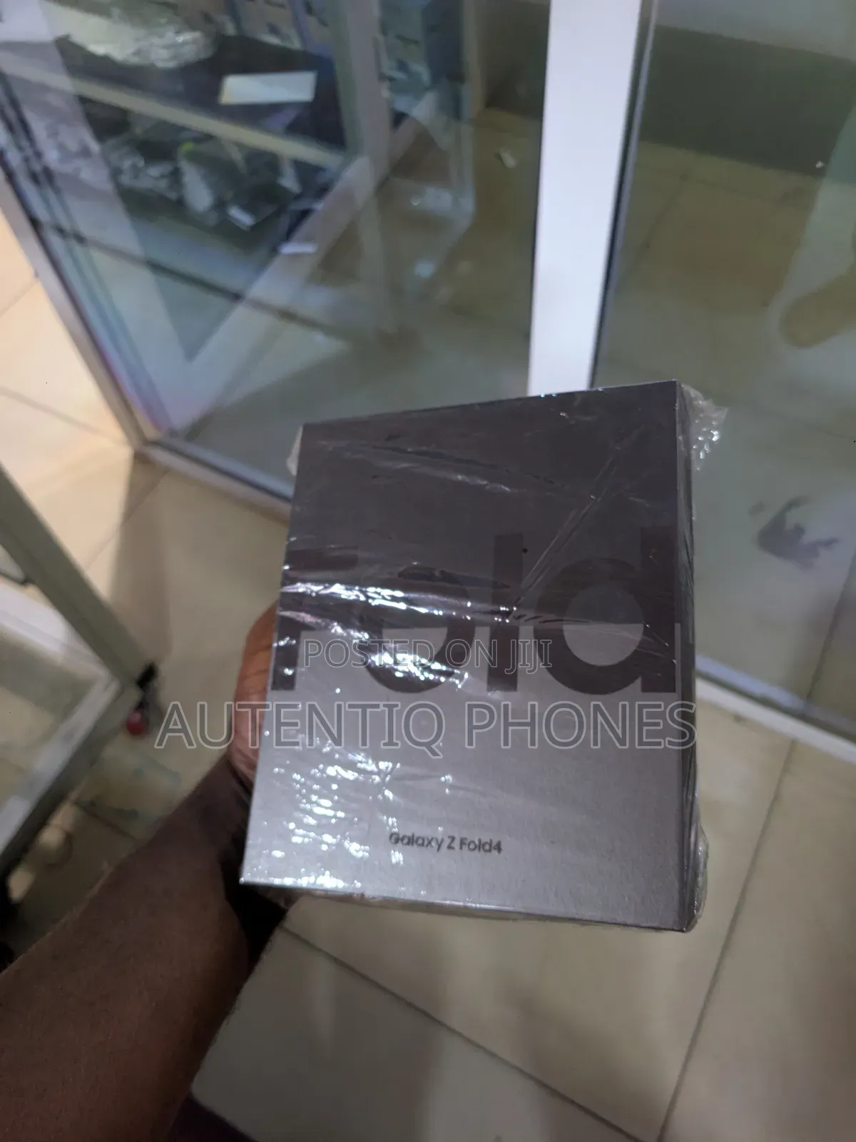 New Samsung Galaxy Z Fold4 256 GB Black