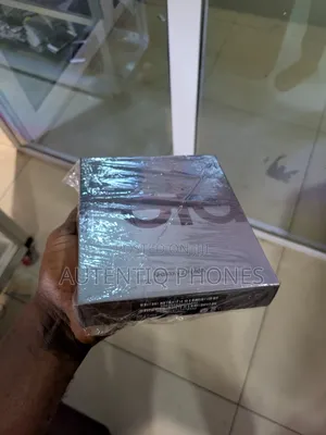 New Samsung Galaxy Z Fold4 256 GB Black