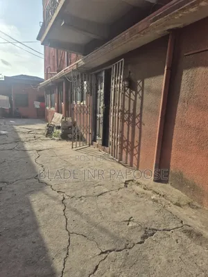 5bdrm House in Accra Metropolitan for rent