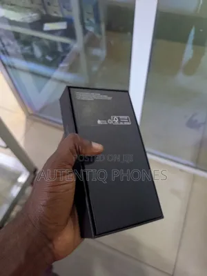 New Samsung Galaxy S21 5G 128 GB Black