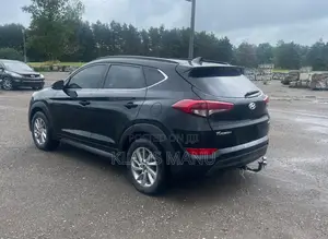 Hyundai Tucson Limited AWD 2016 Black