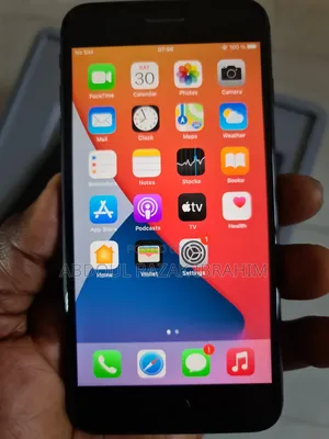 Apple iPhone 8 Plus 64 GB Black