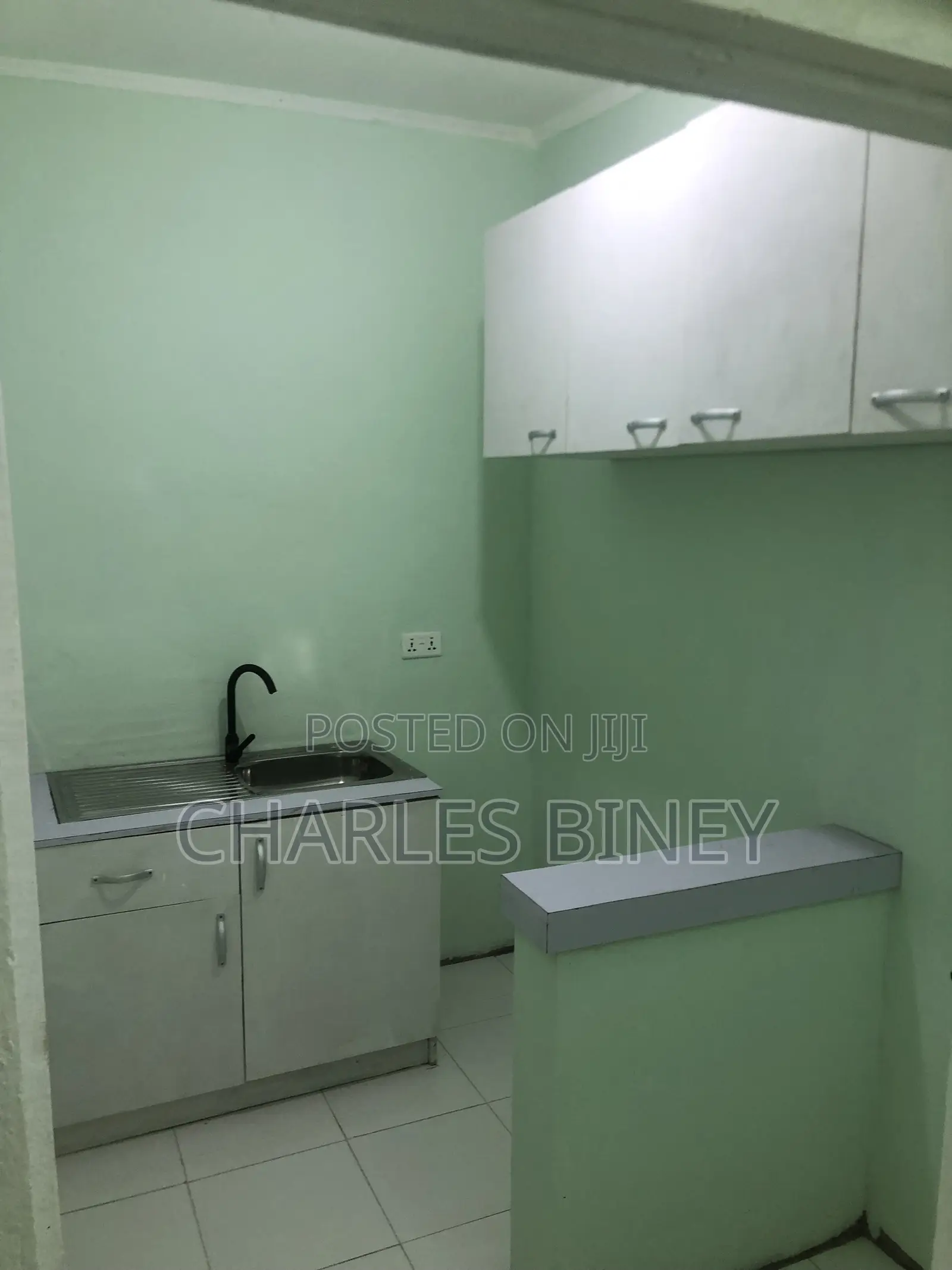 2bdrm Apartment in Old Barrier for rent
