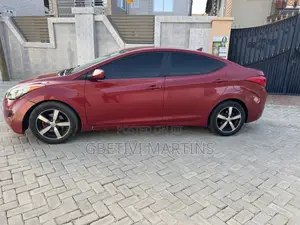 Hyundai Elantra 2013 Red