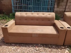 Nice 3 in 1 Sofa